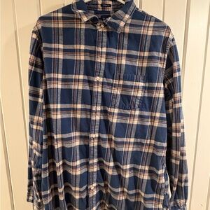 GAP Navy and White Plaid Casual Shirt